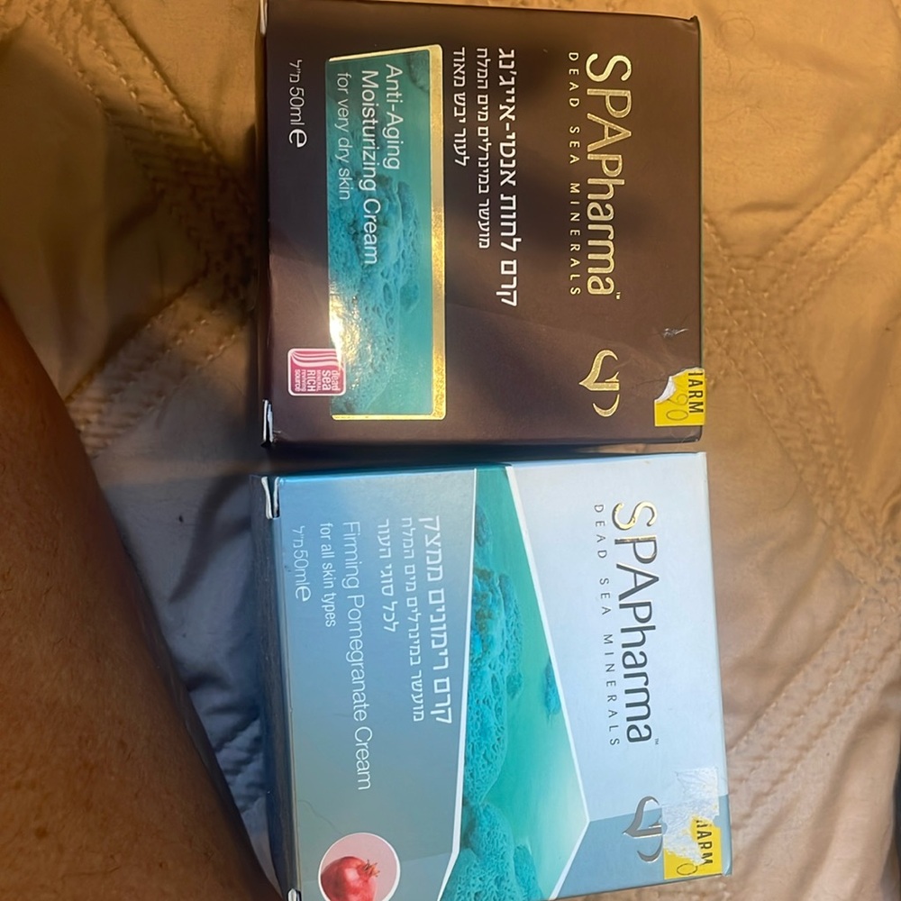 Moisturizer from dead sea.
